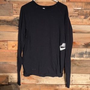 Nike SB dri-fit long sleeve womans S